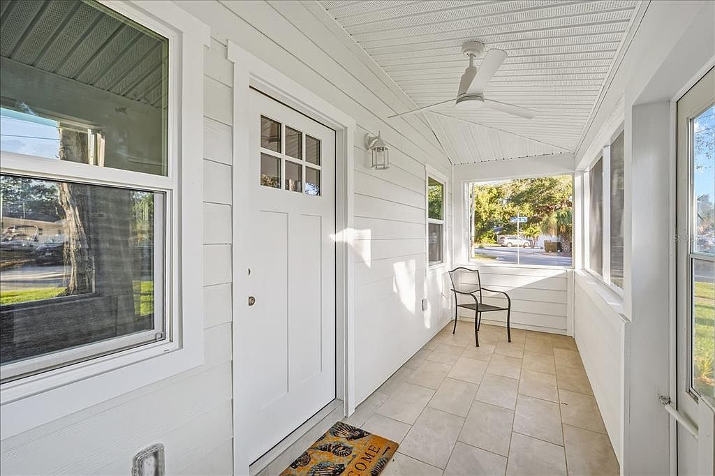 701 2nd St SE Largo, FL 33771 - Thumbnail 4