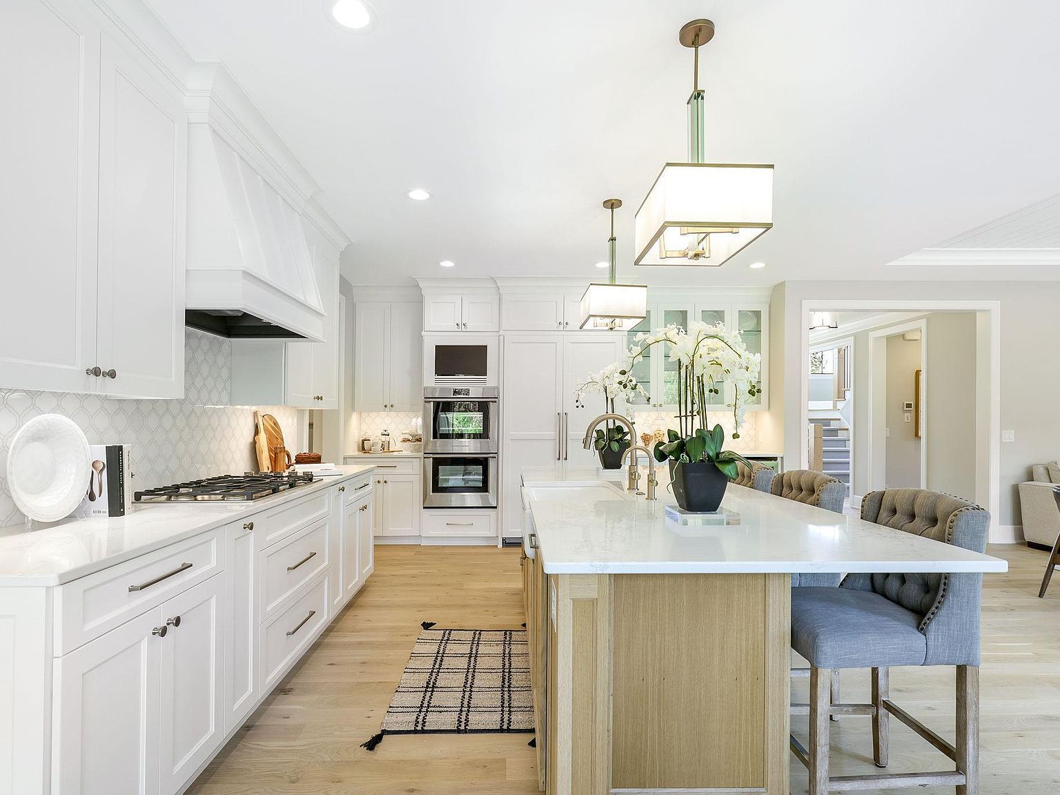 3941 White Oak Ln Excelsior, MN 55331 - Thumbnail 4