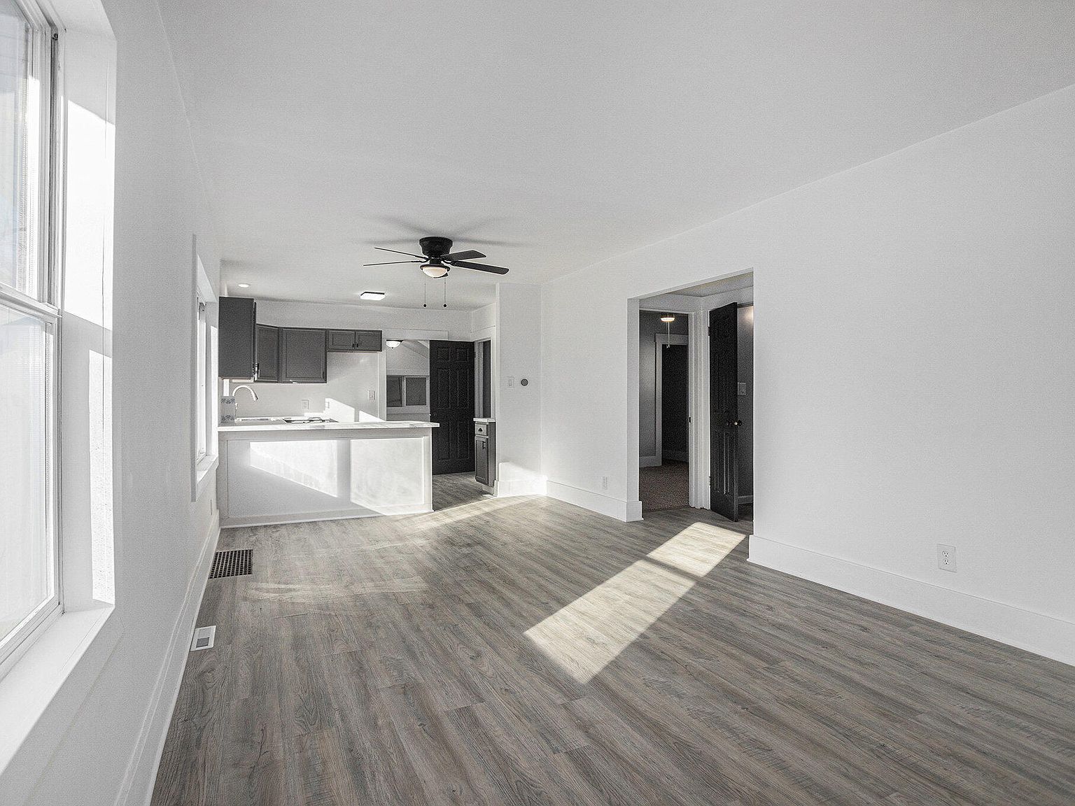 86 E Ave S Battle Creek, MI 49017 - Thumbnail 4