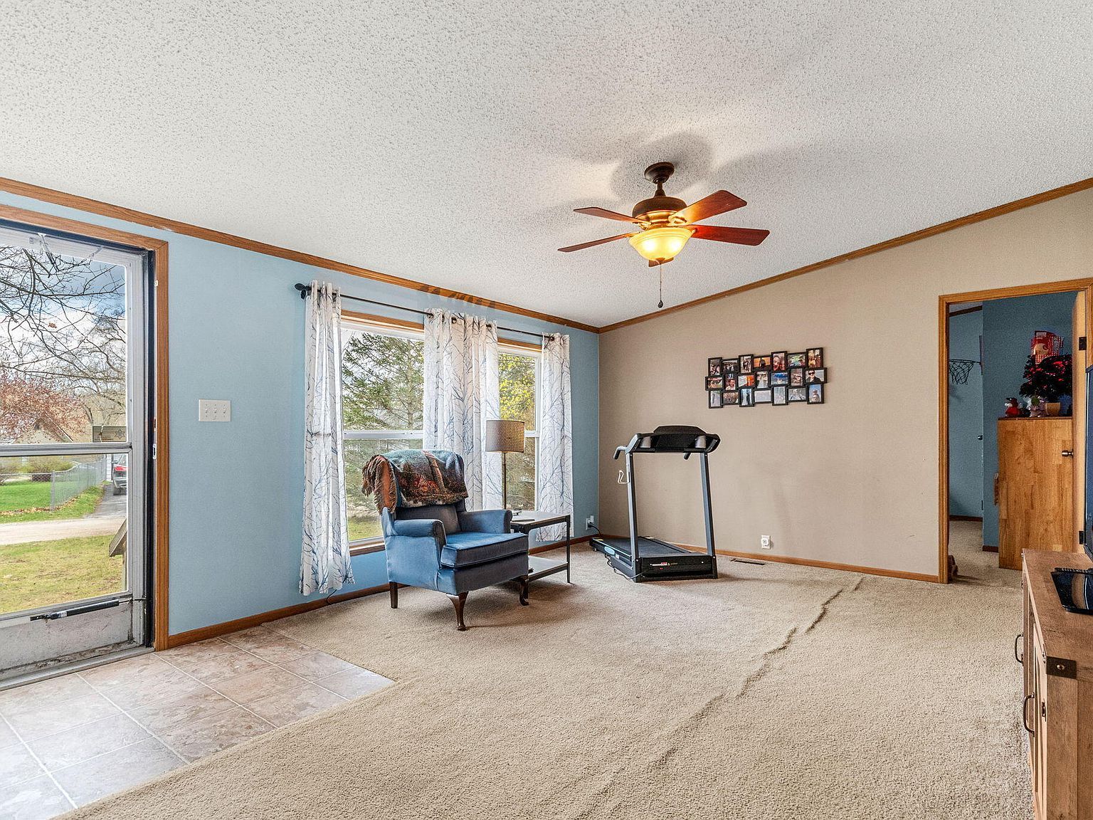 6545 Hiller St Whitmore Lake, MI 48189 - Thumbnail 4