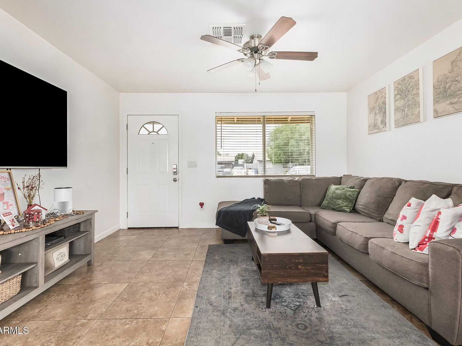 8819 W Glenrosa Ave Phoenix, AZ 85037 - Thumbnail 4