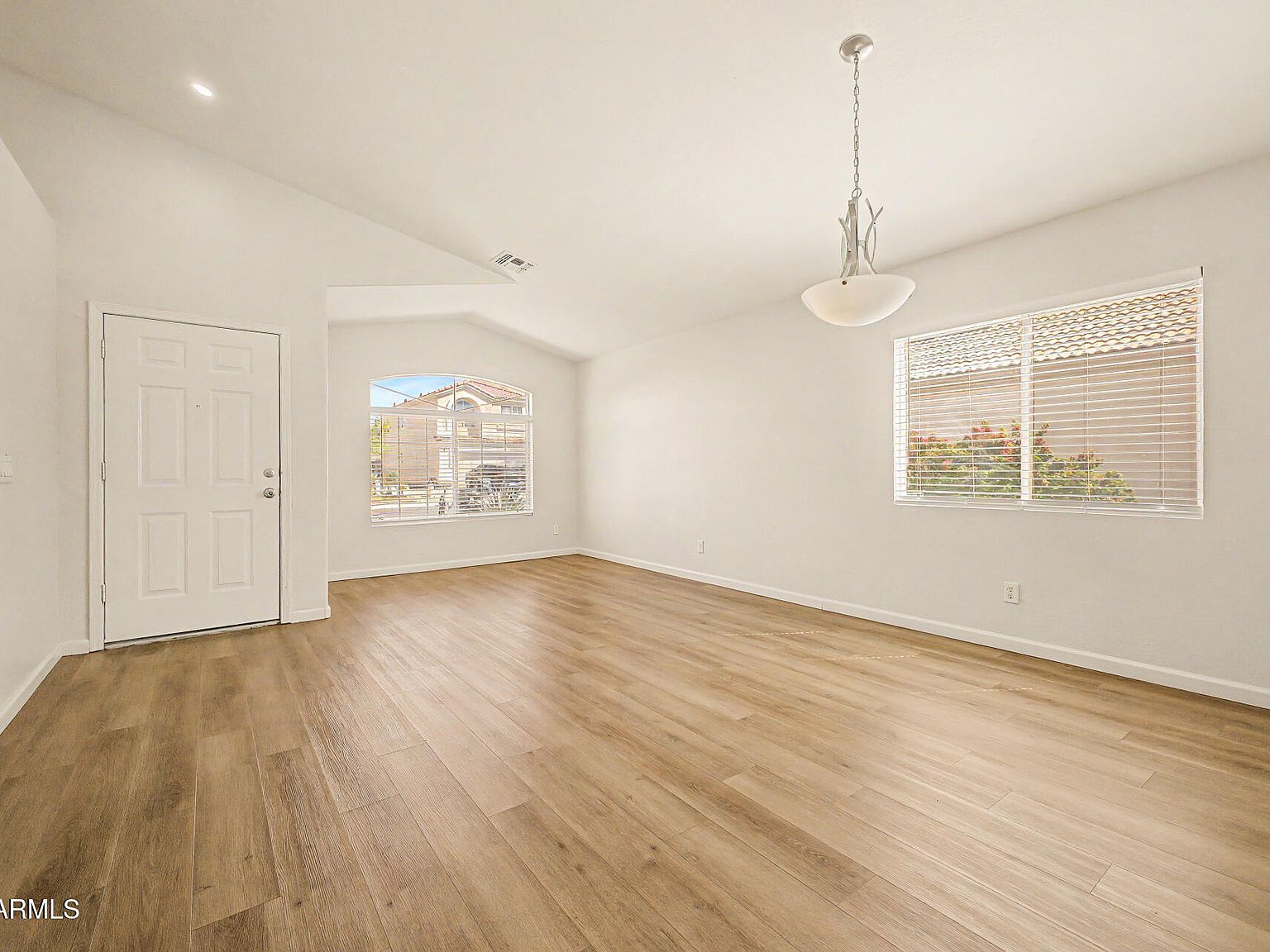 12005 W Holly St Avondale, AZ 85392 - Thumbnail 4