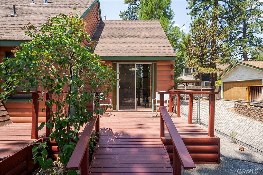 1005 Nana Ave Big Bear City, CA 92314 - Thumbnail 4