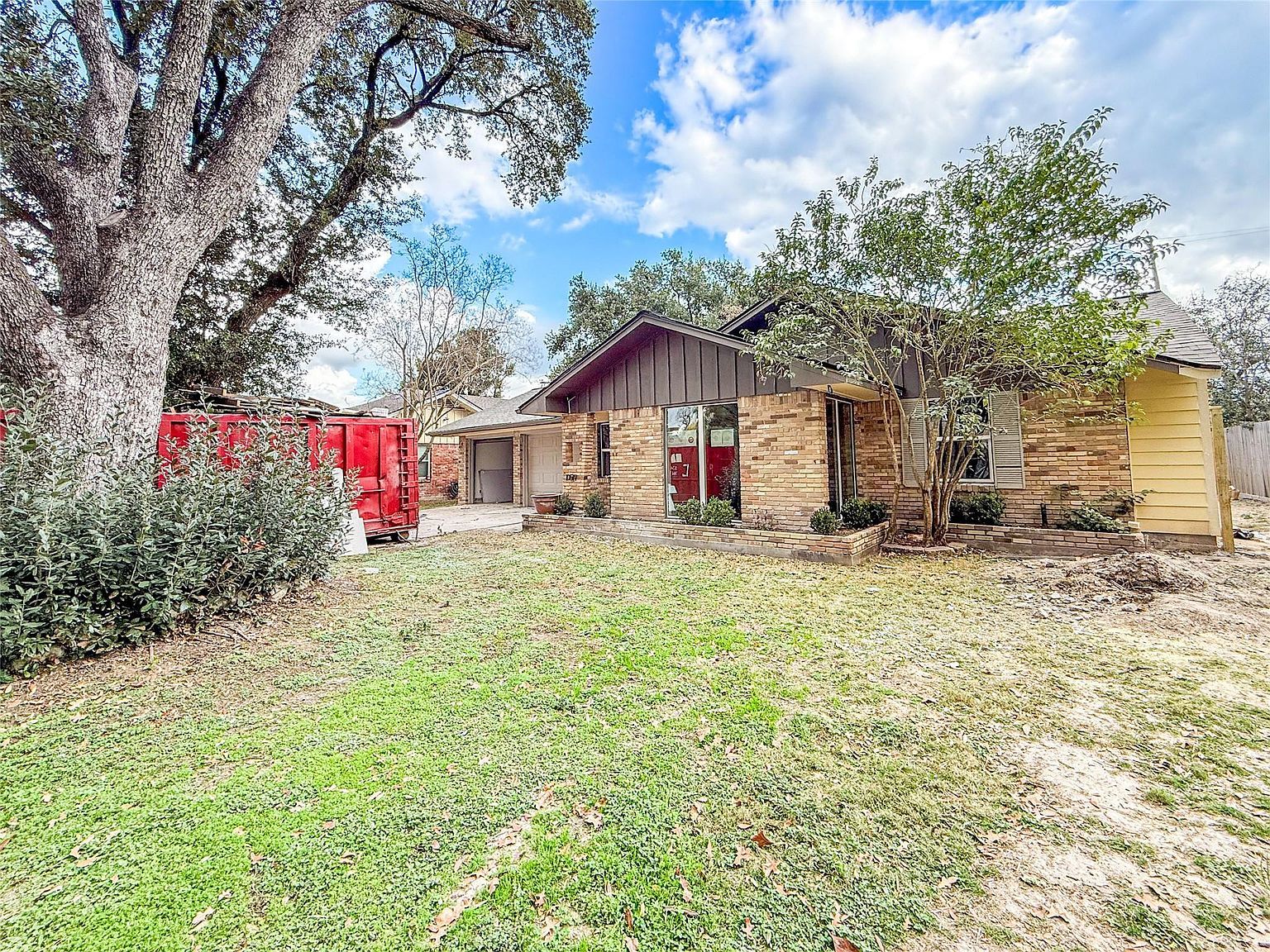 10519 Brinwood Dr Houston, TX 77043 - Thumbnail 4