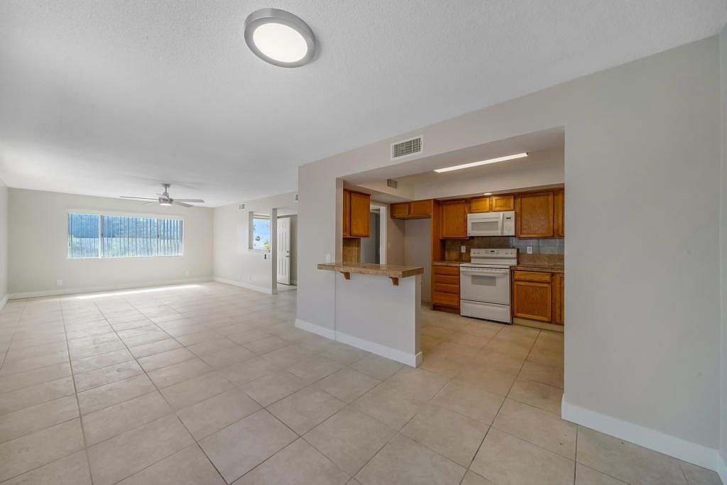 65856 6th St Desert Hot Springs, CA 92240 - Thumbnail 4