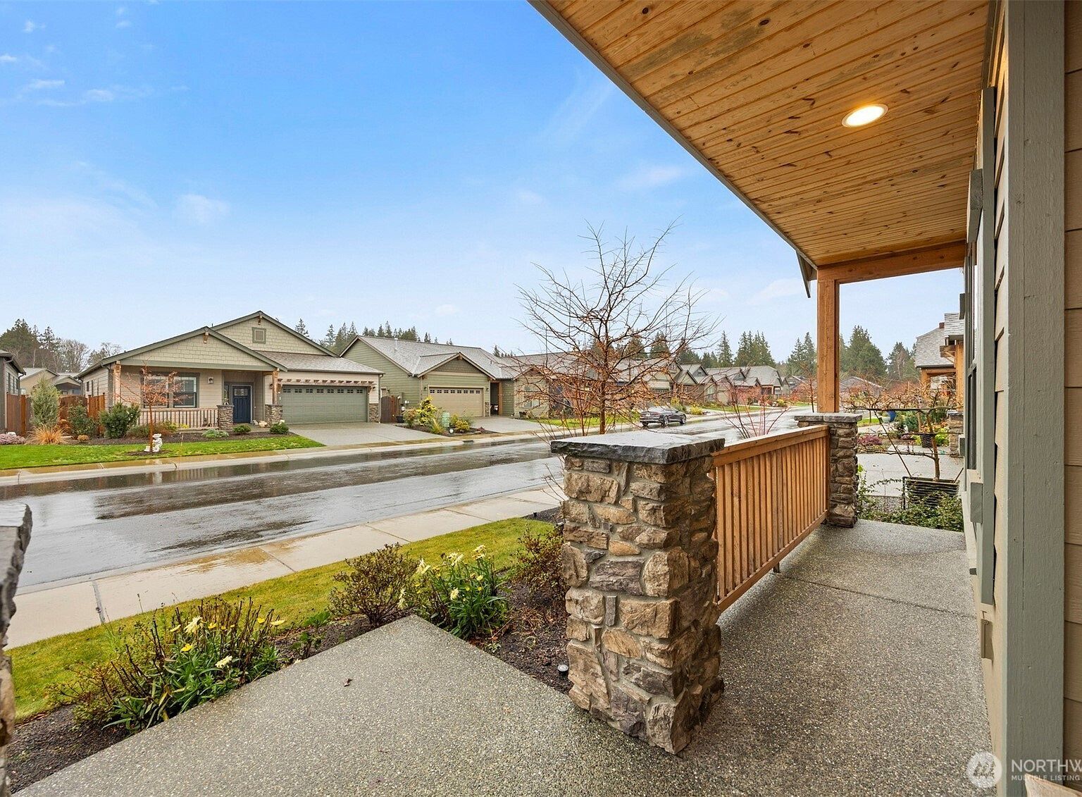 1411 Woods Point Loop Ferndale, WA 98248 - Thumbnail 4