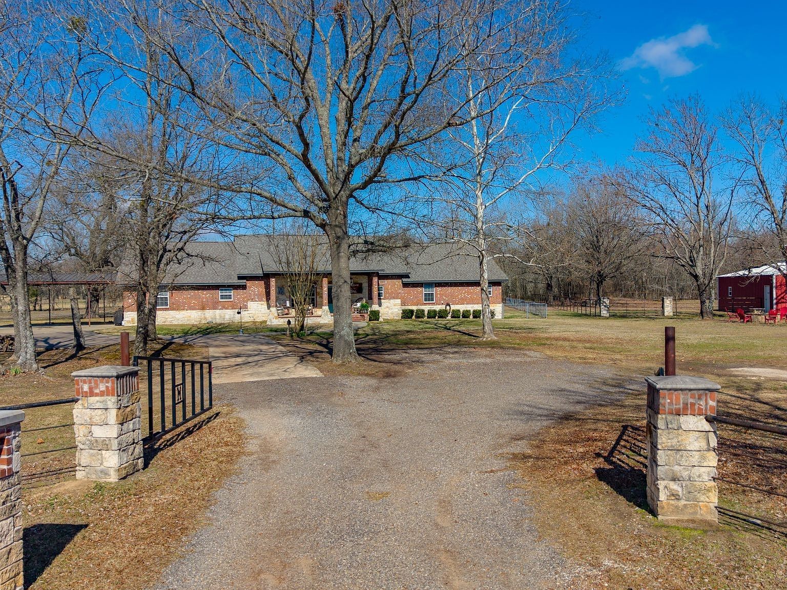 24 County Road 1060 NW Talco, TX 75487 - Thumbnail 4