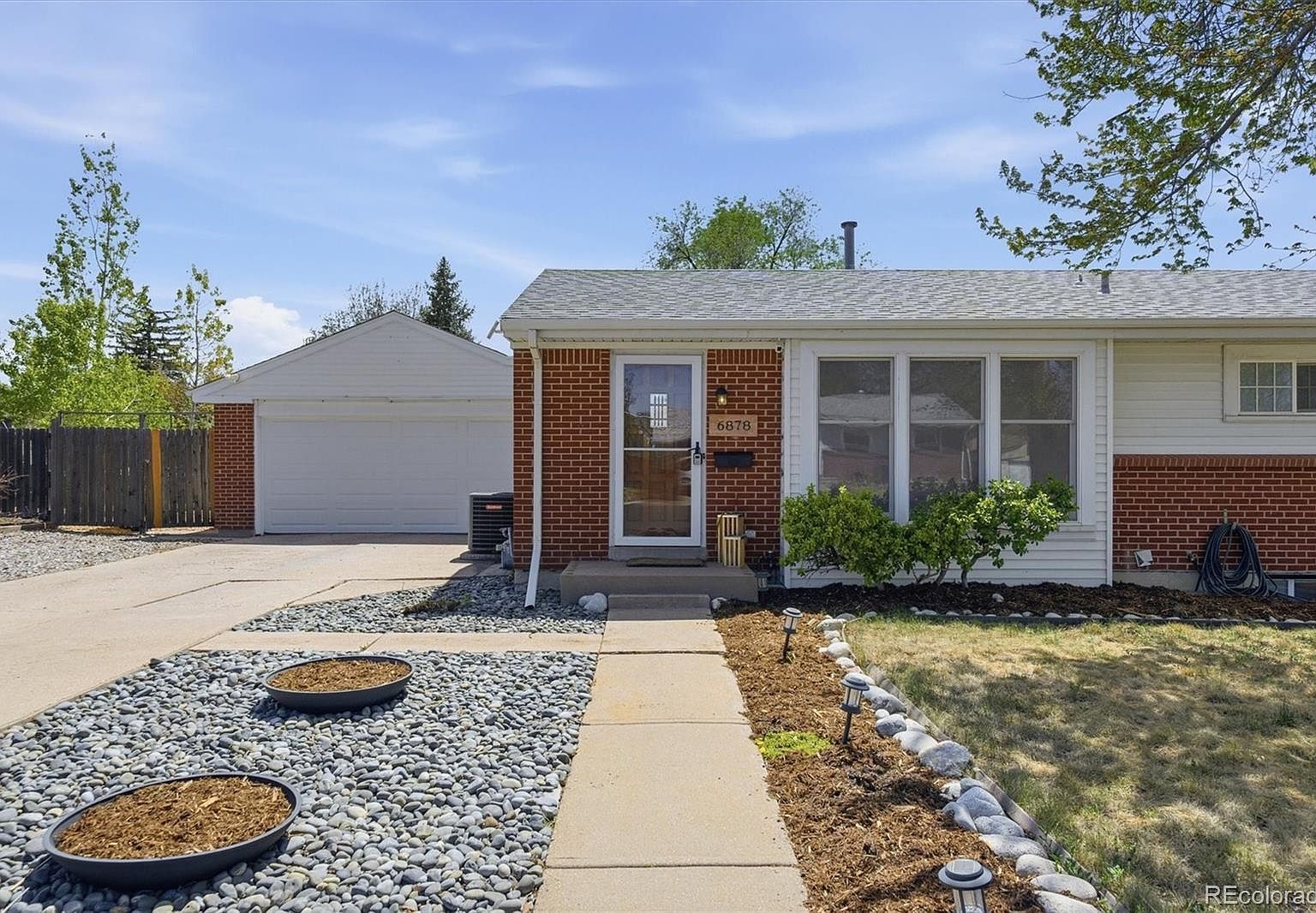 6878 S Birch Way Centennial, CO 80122 - Thumbnail 4