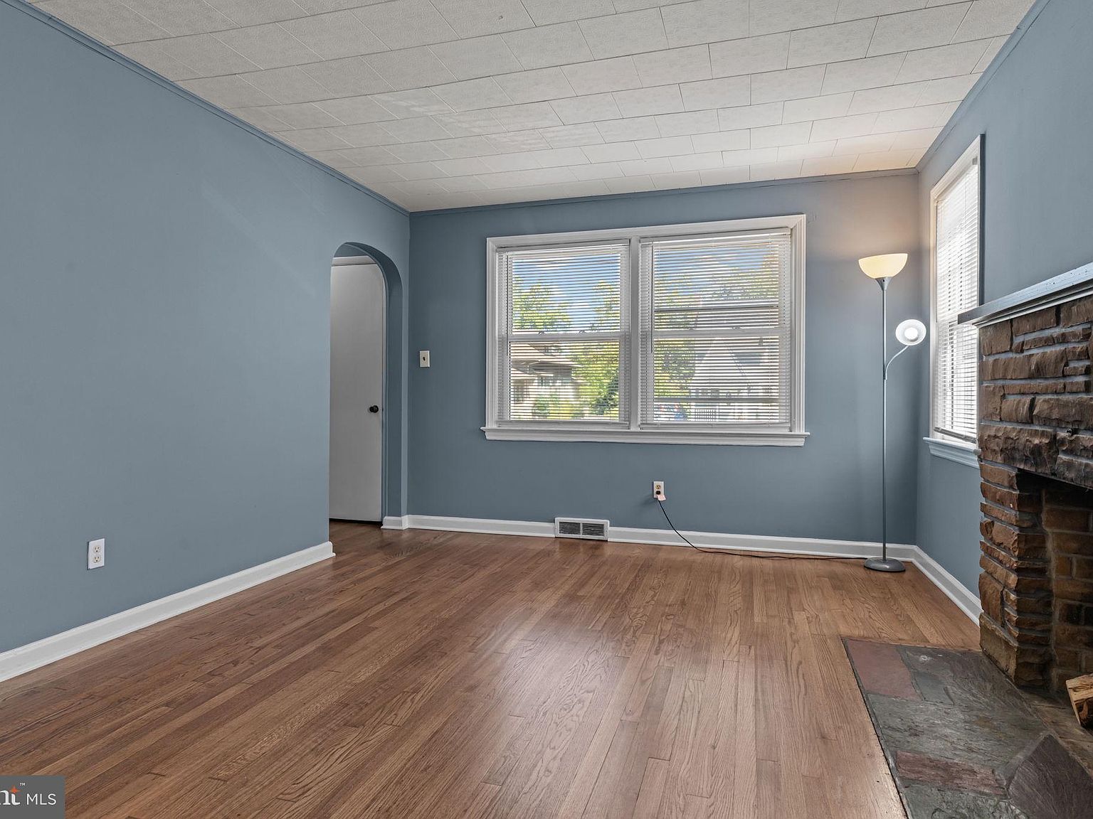 528 S Fairview St Riverside, NJ 08075 - Thumbnail 4