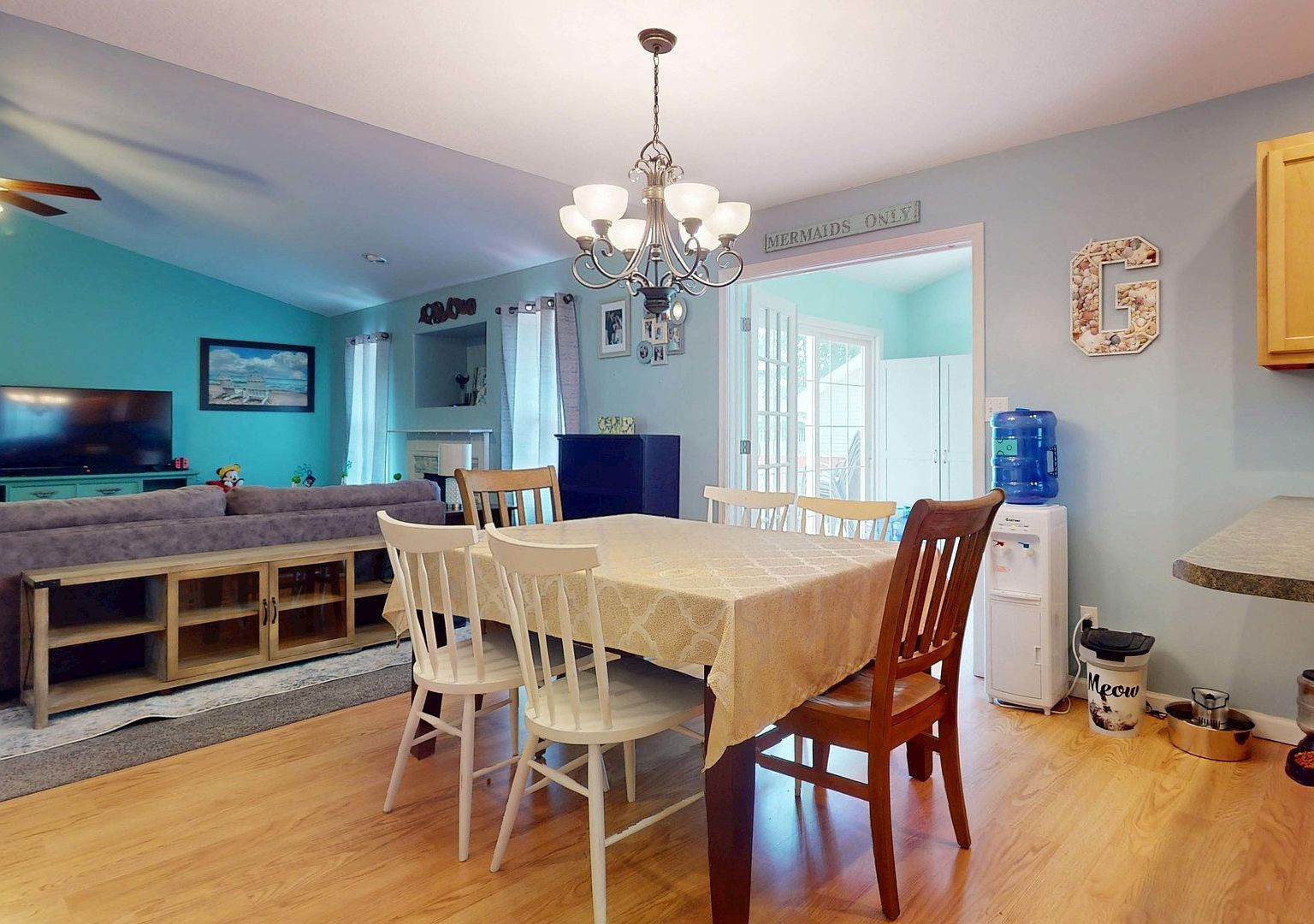 1913 E Newport Dr Urbana, IL 61802 - Thumbnail 4