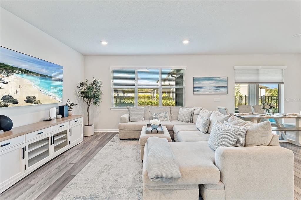 17713 Everlong Dr Land O Lakes, FL 34638 - Thumbnail 4