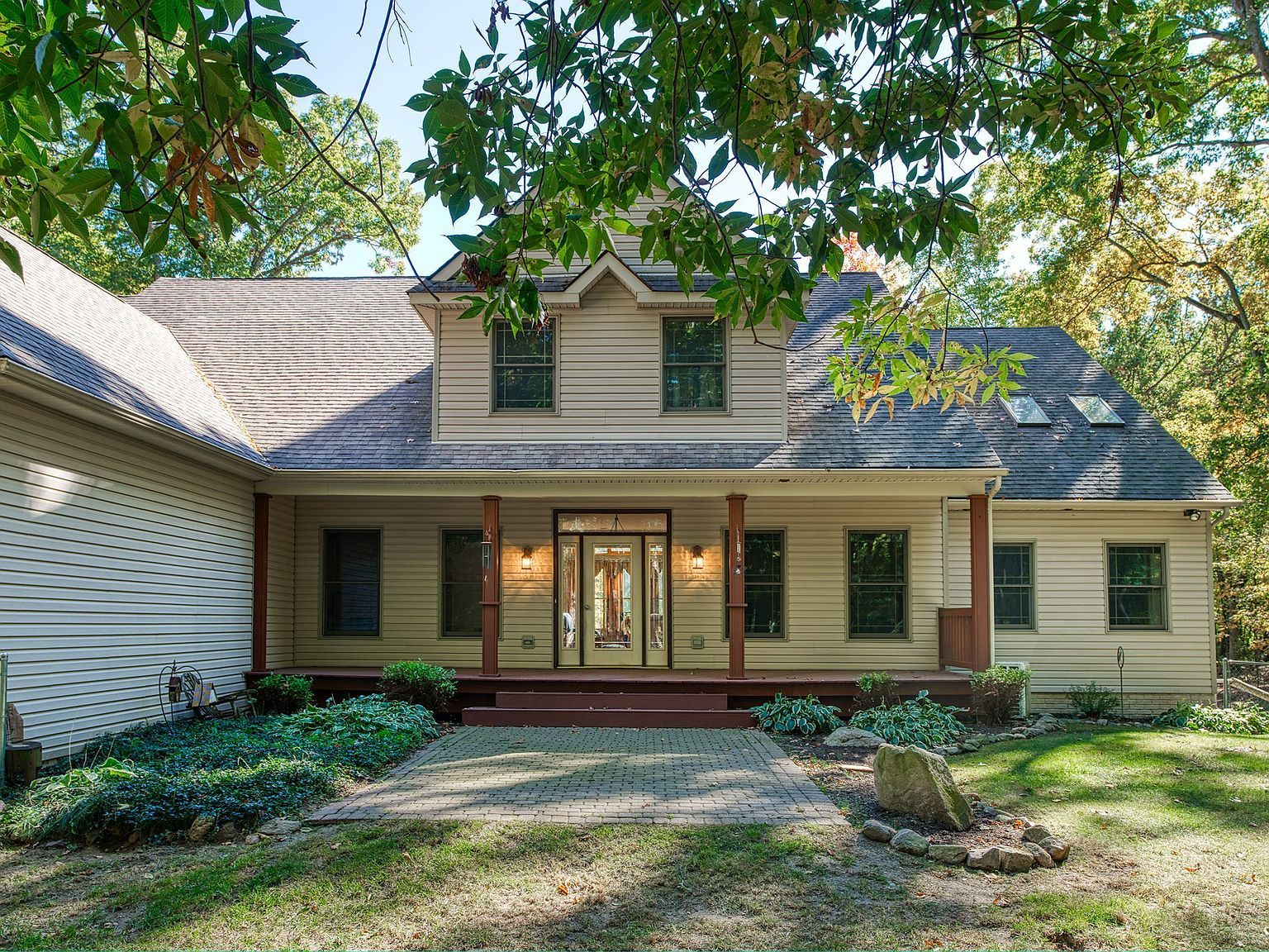 3592 Hillandale Dr Howell, MI 48843 - Thumbnail 4