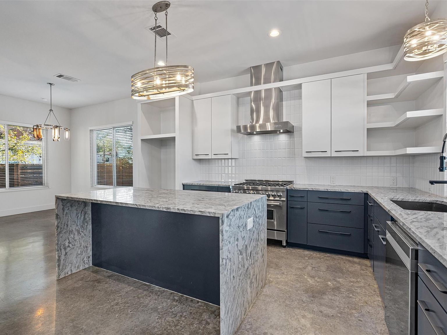 6217 Clovis St #A Austin, TX 78741 - Thumbnail 4