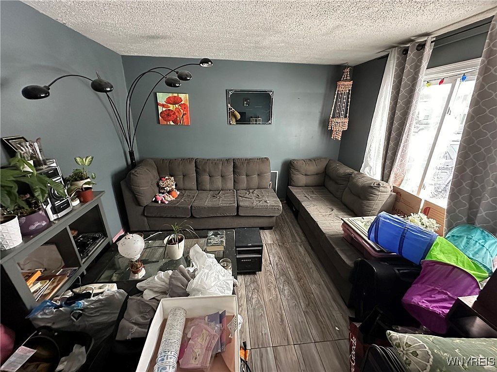 40 Lucille Dr Cheektowaga, NY 14225 - Thumbnail 4