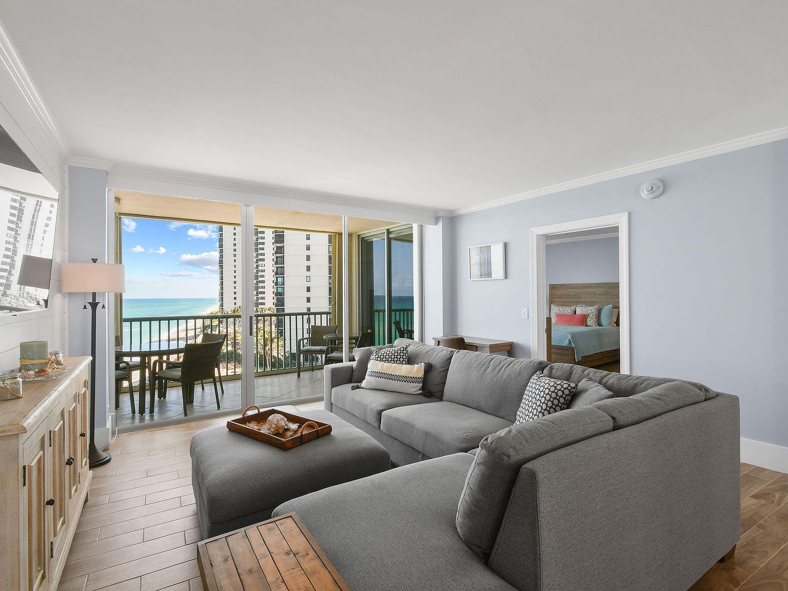 5400 N Ocean Dr APT 6B Riviera Beach, FL 33404 - Thumbnail 4