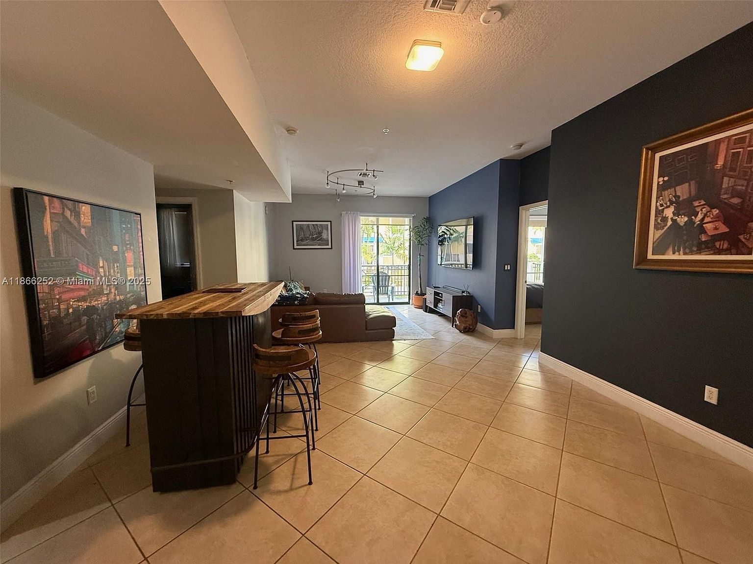 8395 SW 73rd Ave APT 509 Miami, FL 33143 - Thumbnail 4