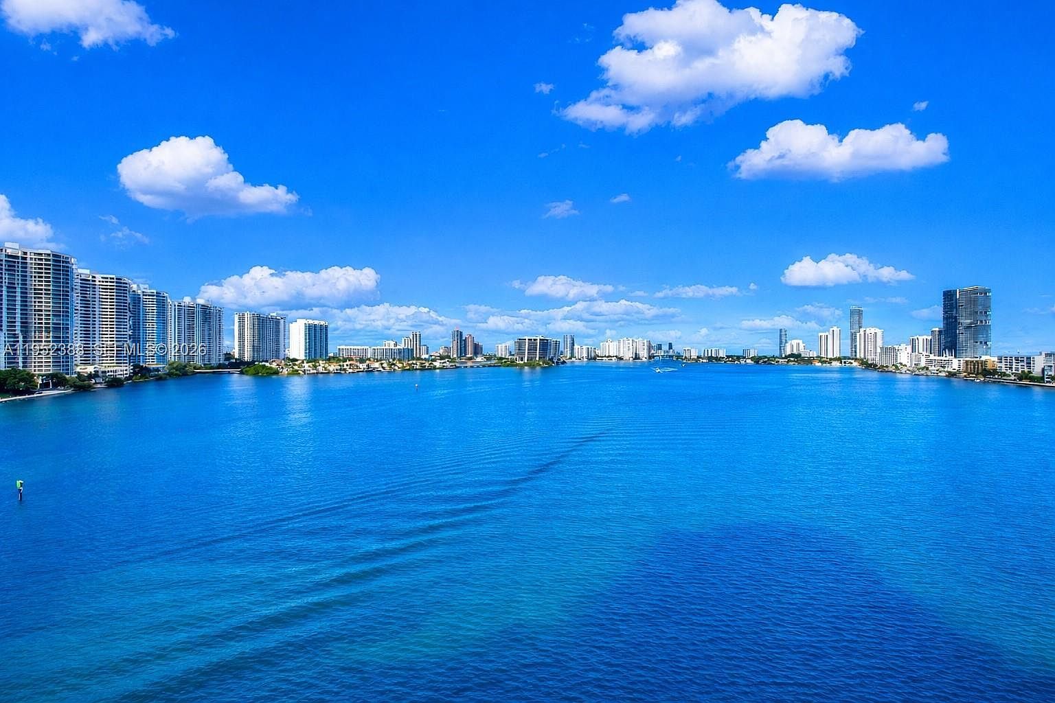 301 174th St APT 1018 Sunny Isles Beach, FL 33160 - Thumbnail 4