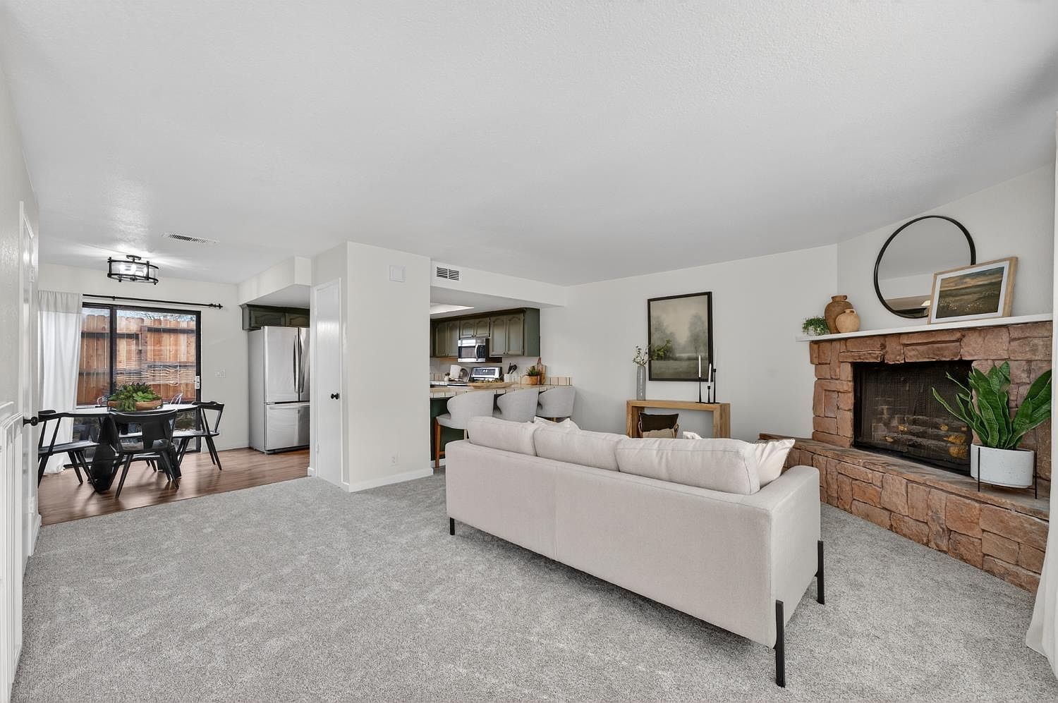 3381 La Canada Dr APT 8 Cameron Park, CA 95682 - Thumbnail 4