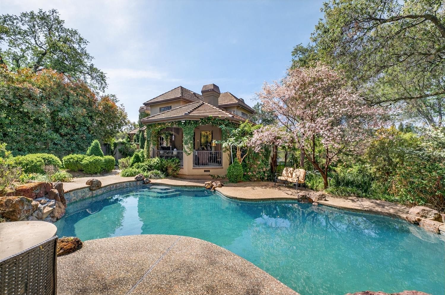 1361 Promontory Point Dr El Dorado Hills, CA 95762 - Thumbnail 4