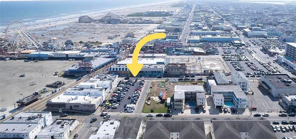 341 E Oak Ave Wildwood, NJ 08260 - Thumbnail 4