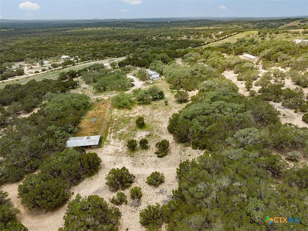 551 Cambridge Rd Wimberley, TX 78676 - Thumbnail 4