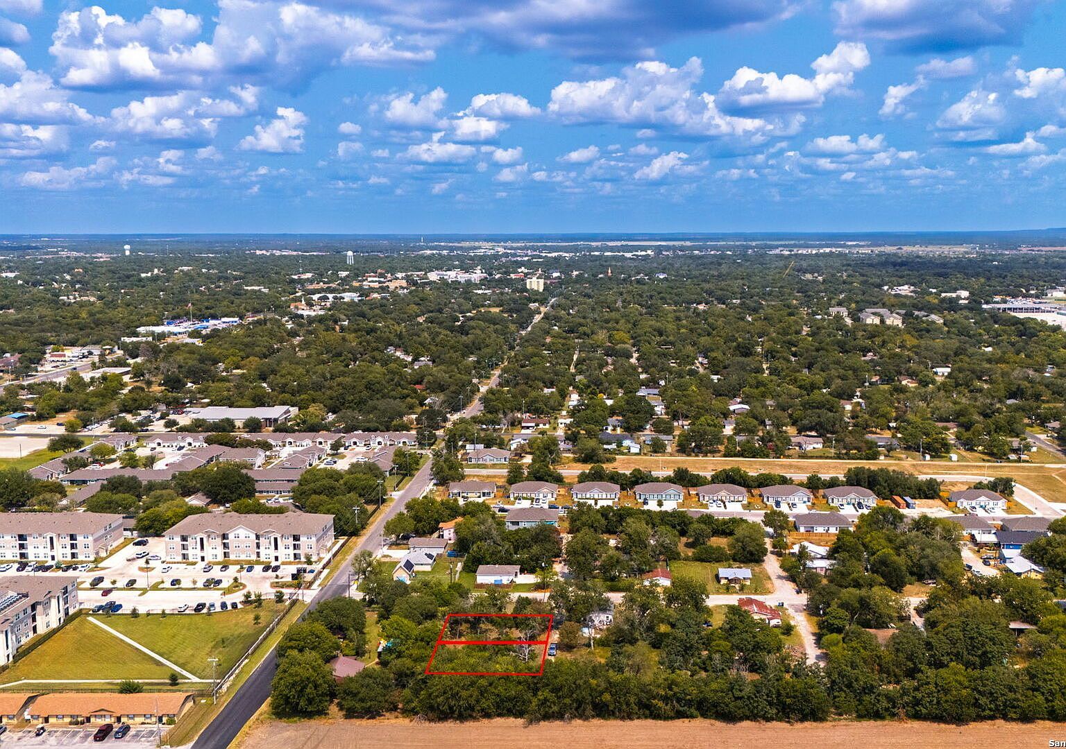 Bert St #7 Seguin, TX 78155 - Thumbnail 4