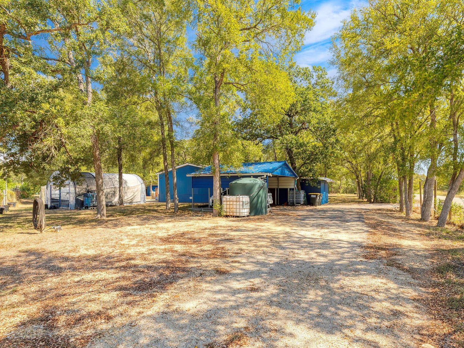 1159 Old Lytton Springs Rd Lockhart, TX 78644 - Thumbnail 4