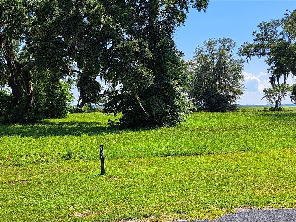 307 Coopers Point Dr NE Townsend, GA 31331 - Thumbnail 4