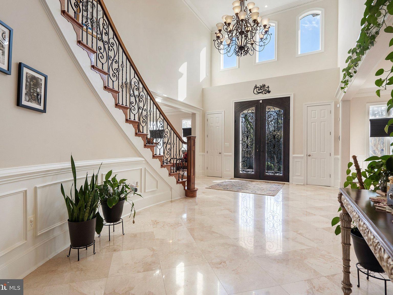 10400 Hunters Valley Rd Vienna, VA 22181 - Thumbnail 4