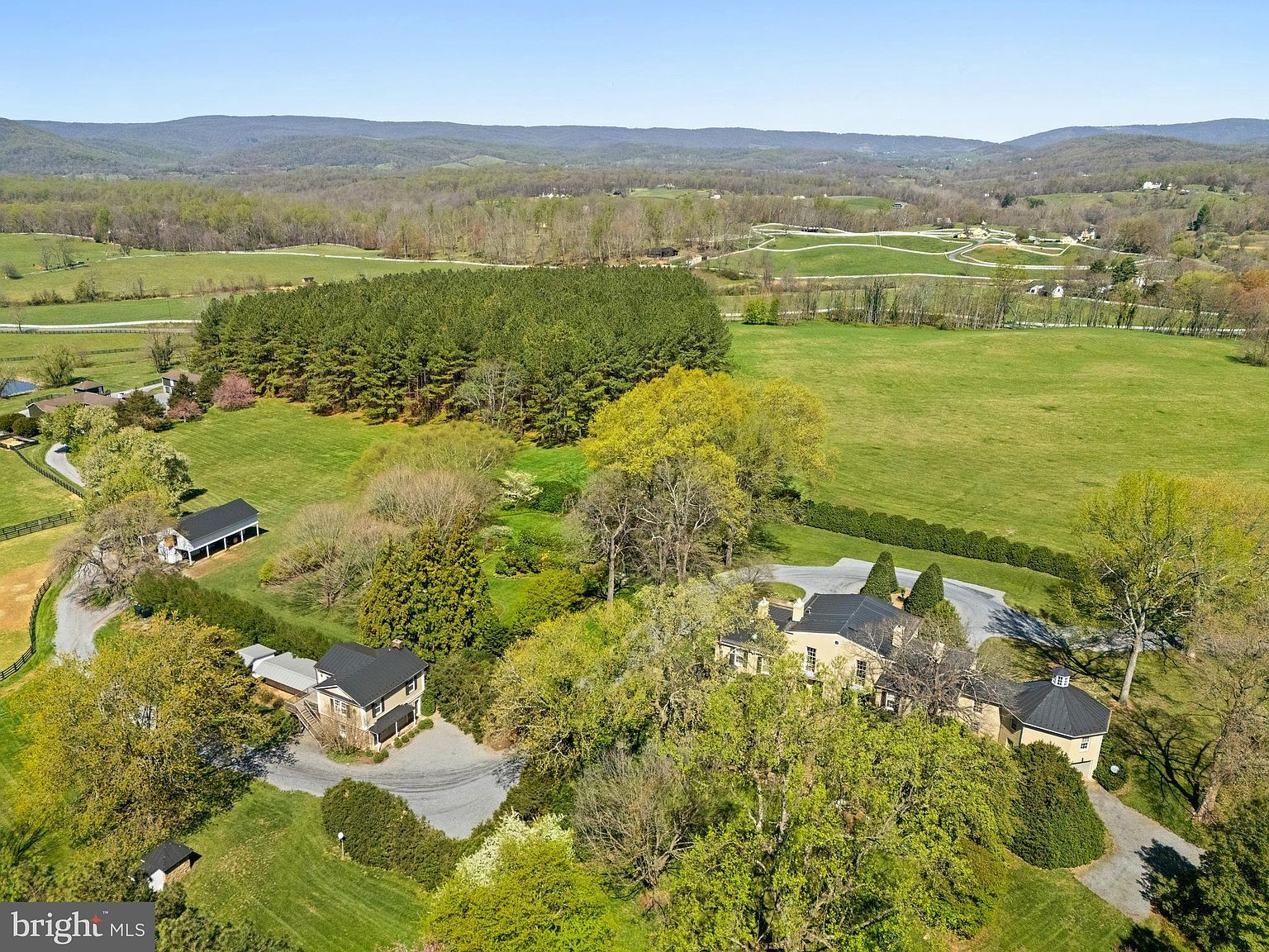 3252 Winchester Rd Delaplane, VA 20144 - Thumbnail 4