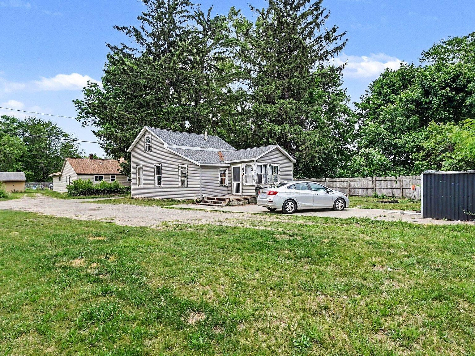 760 Scott St Muskegon, MI 49442 - Thumbnail 4