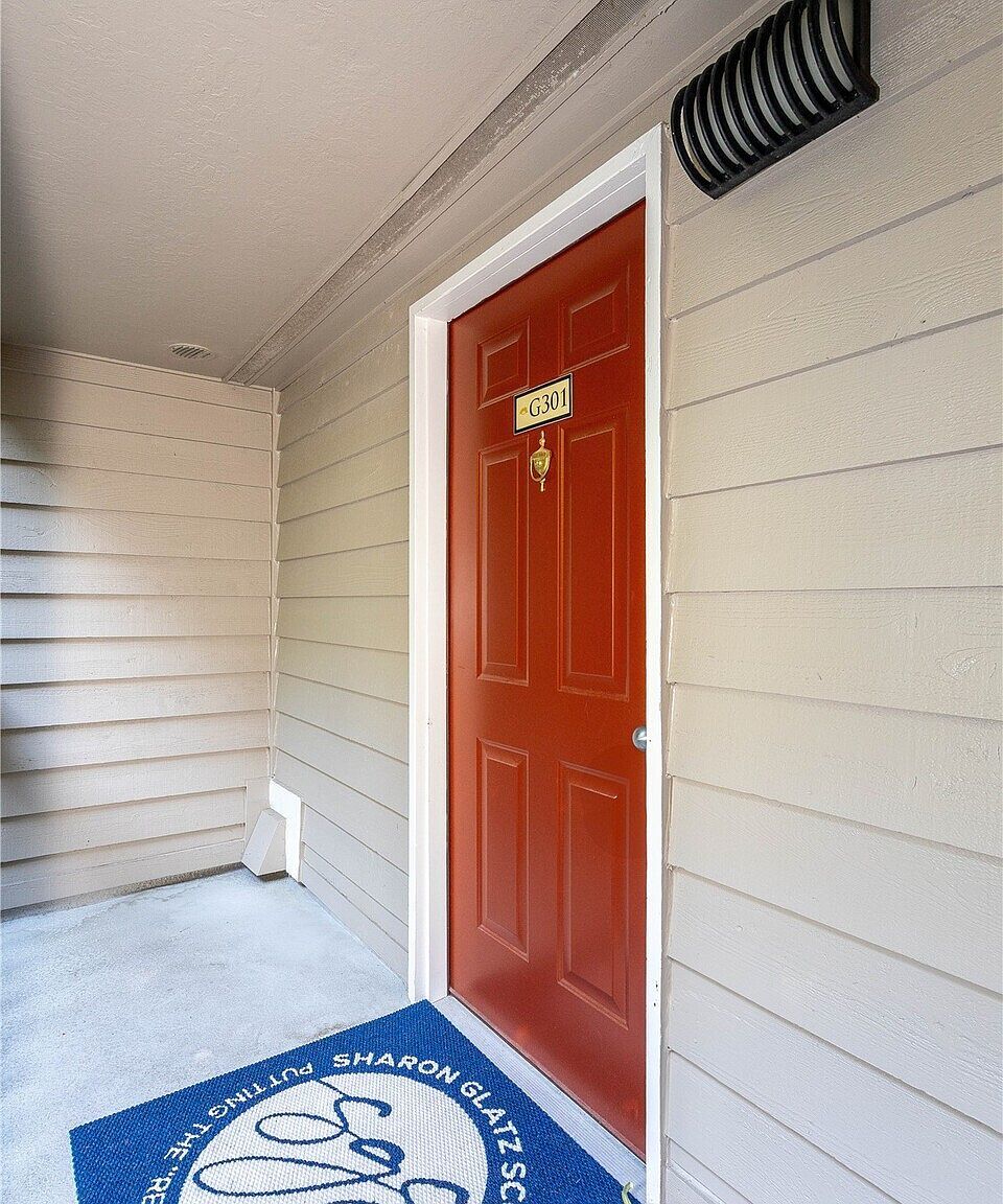 15246 SE 43rd Court #G301 Bellevue, WA 98006 - Thumbnail 4