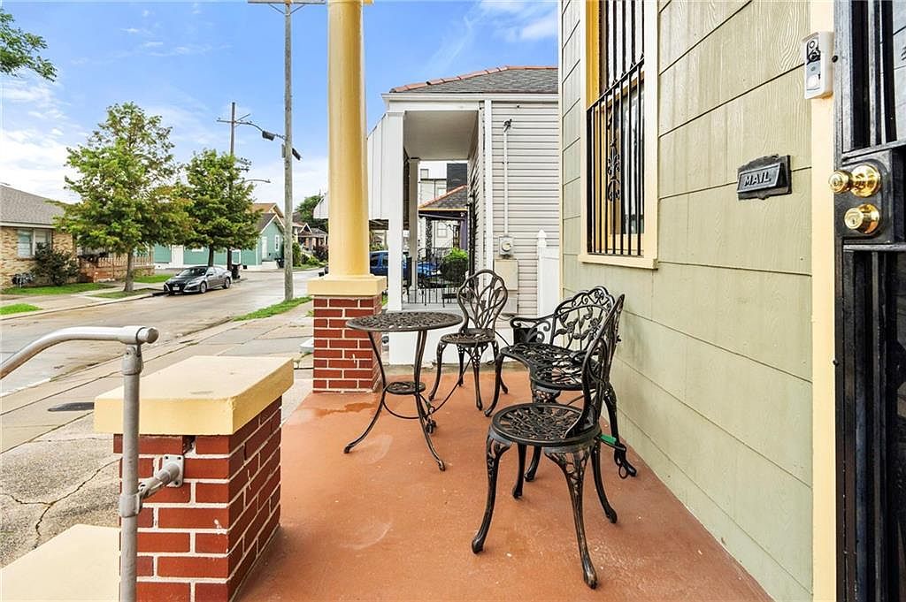 2715 Palmyra St New Orleans, LA 70119 - Thumbnail 4