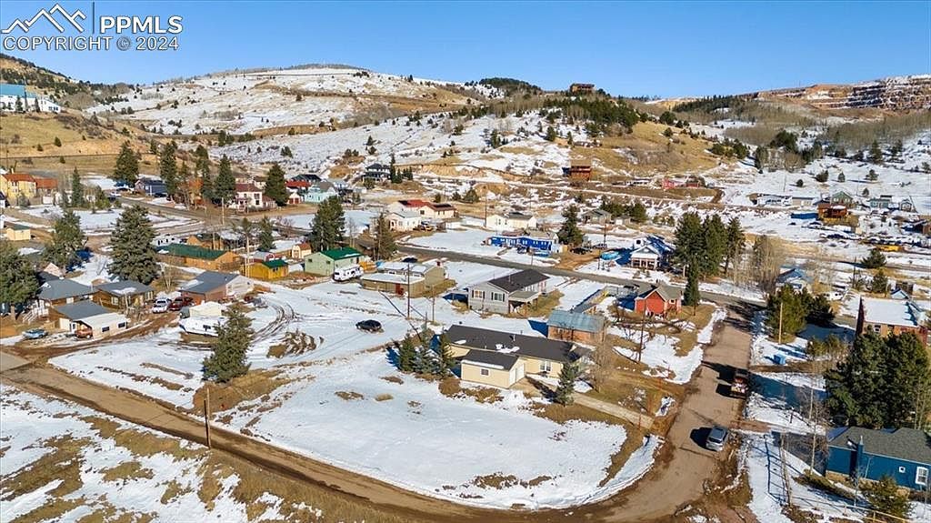 527 E Eaton Ave Cripple Creek, CO 80813 - Thumbnail 4