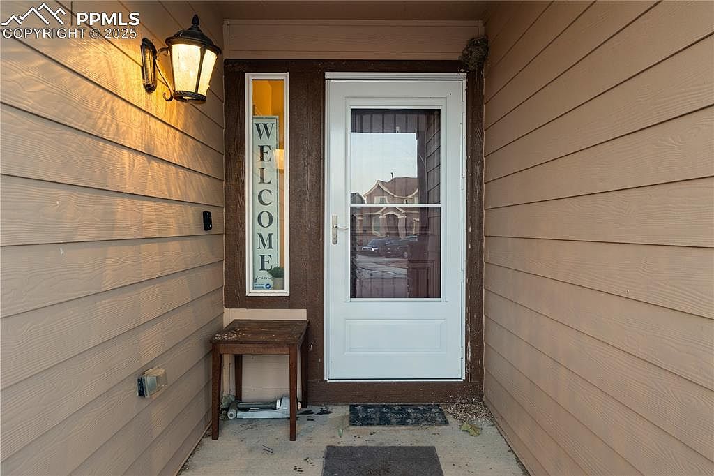 10525 Abrams Dr Colorado Springs, CO 80925 - Thumbnail 4