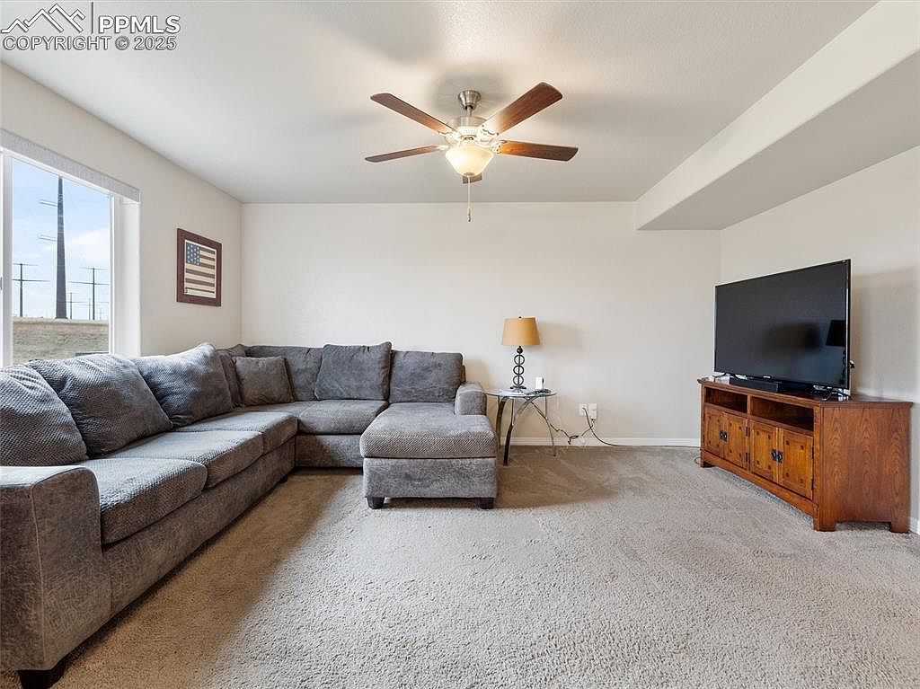 10715 Horton Dr Colorado Springs, CO 80925 - Thumbnail 4