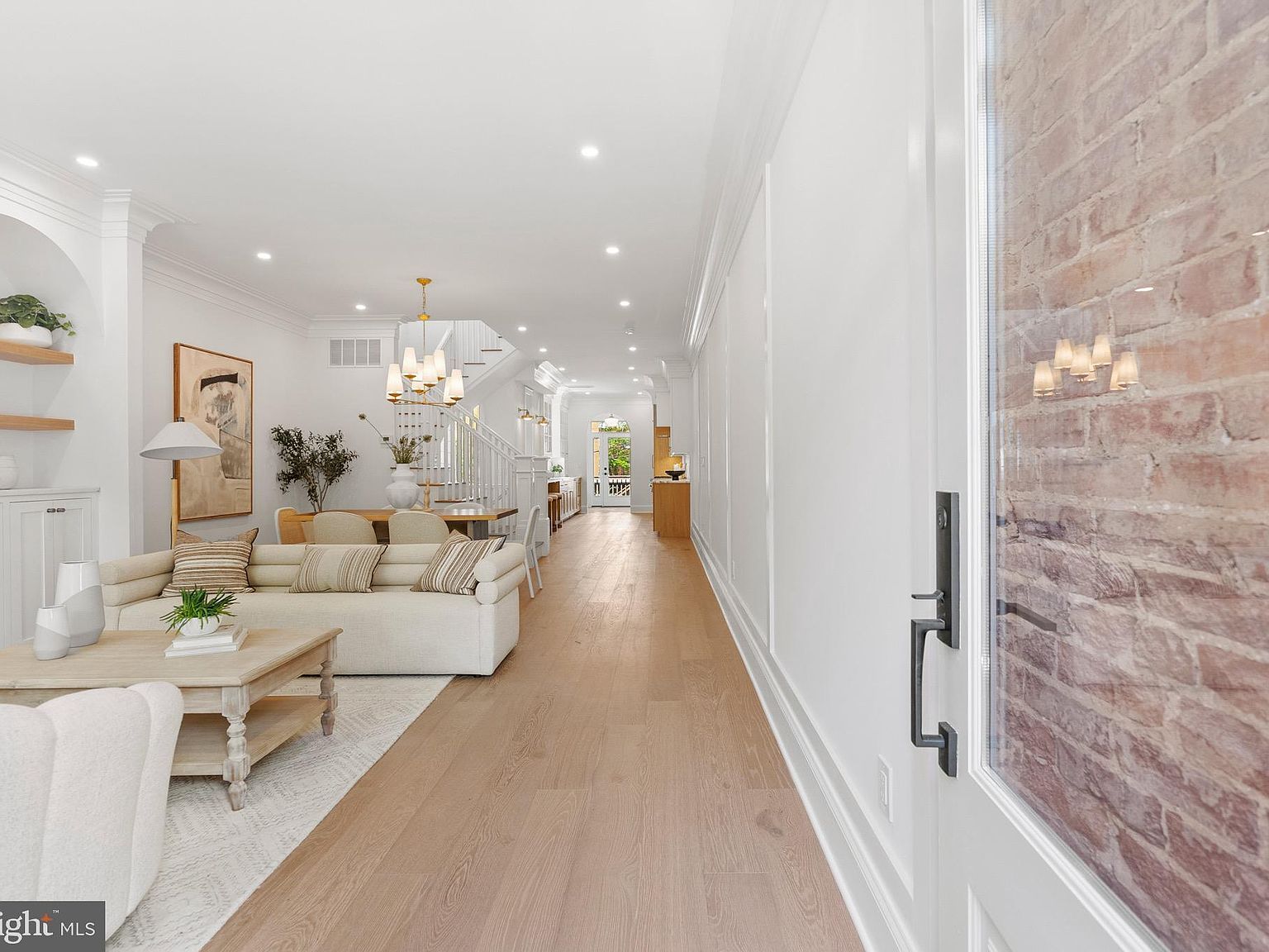 2460 Ontario Rd NW Washington, DC 20009 - Thumbnail 4