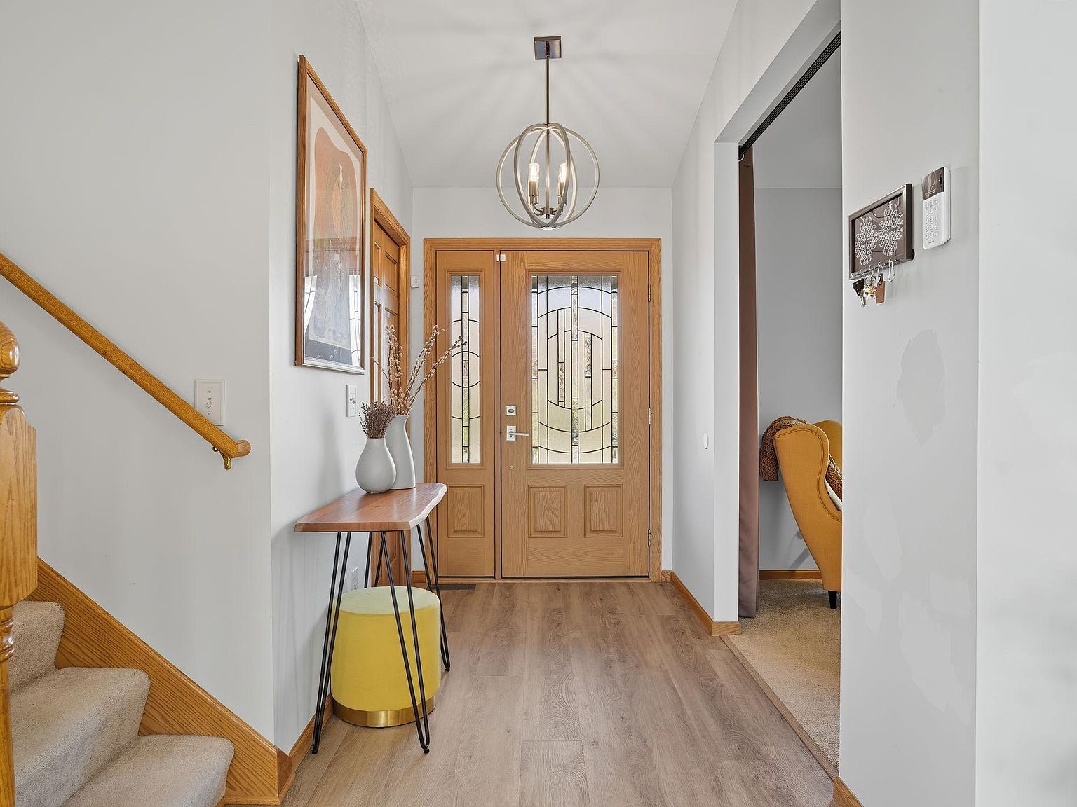 1136 County Road C2 W Roseville, MN 55113 - Thumbnail 4