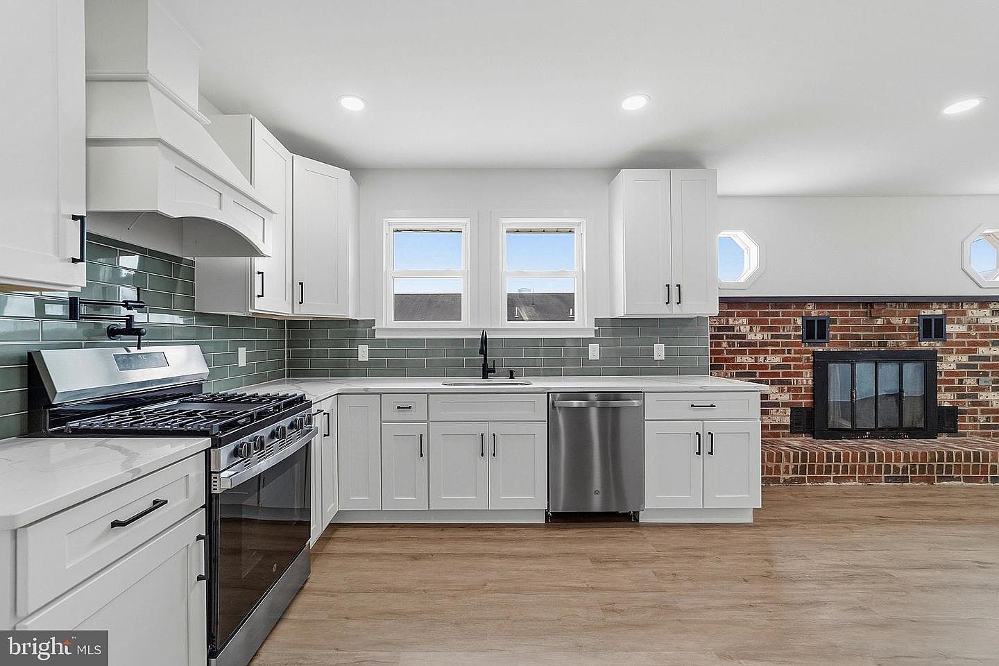 615 Green Ave Mount Ephraim, NJ 08059 - Thumbnail 4