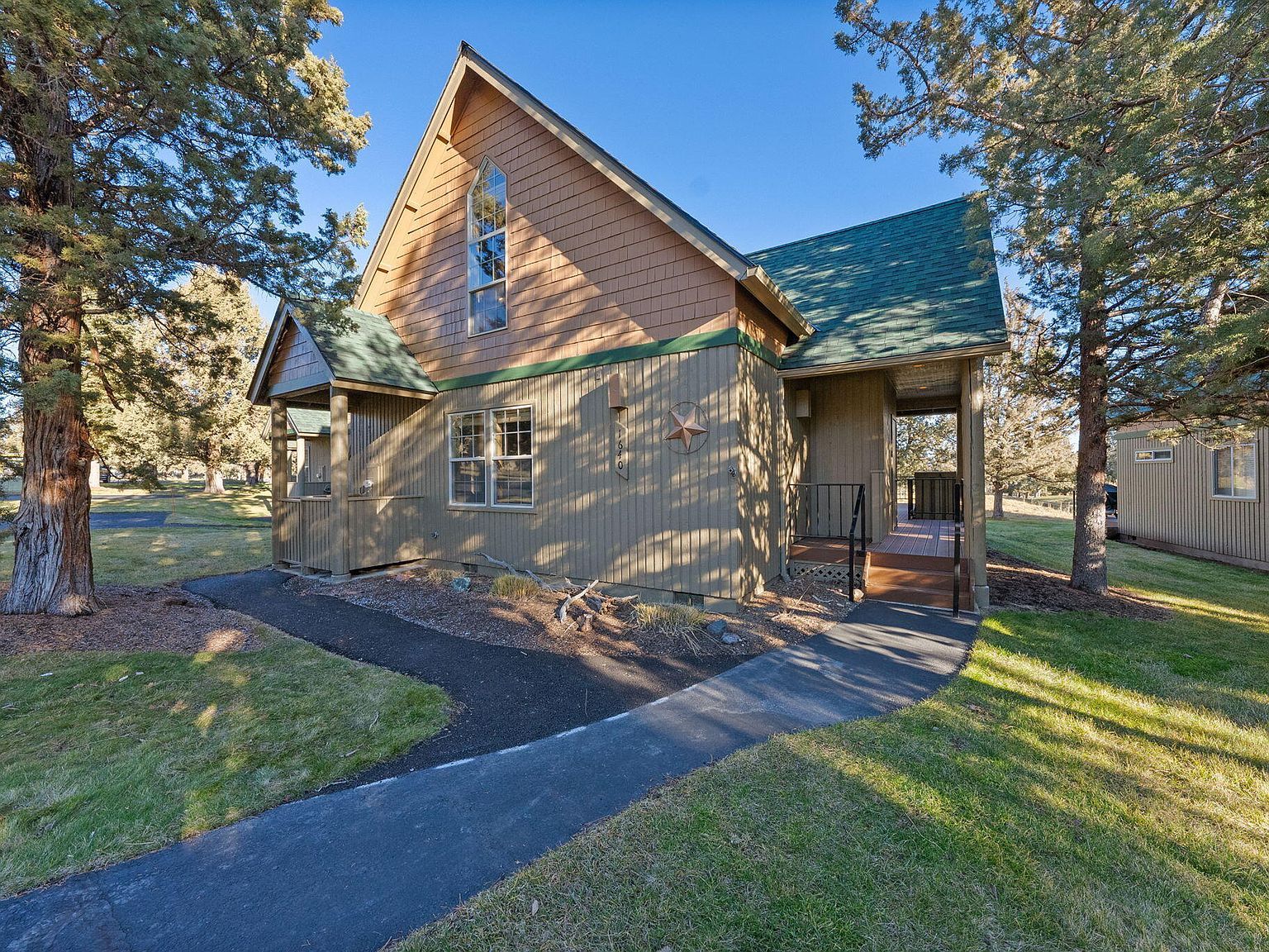 1640 Cinnamon Teal Dr Redmond, OR 97756 - Thumbnail 4