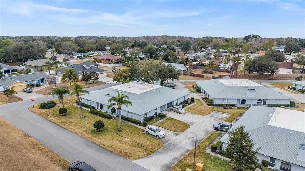 23205 Club Villas Dr Unit 30 Land O Lakes, FL 34639 - Thumbnail 4