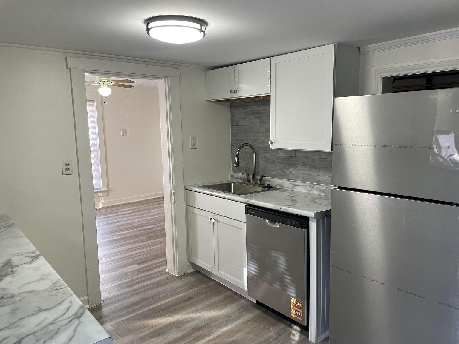 33 N High St Mount Sterling, OH 43143 - Thumbnail 4