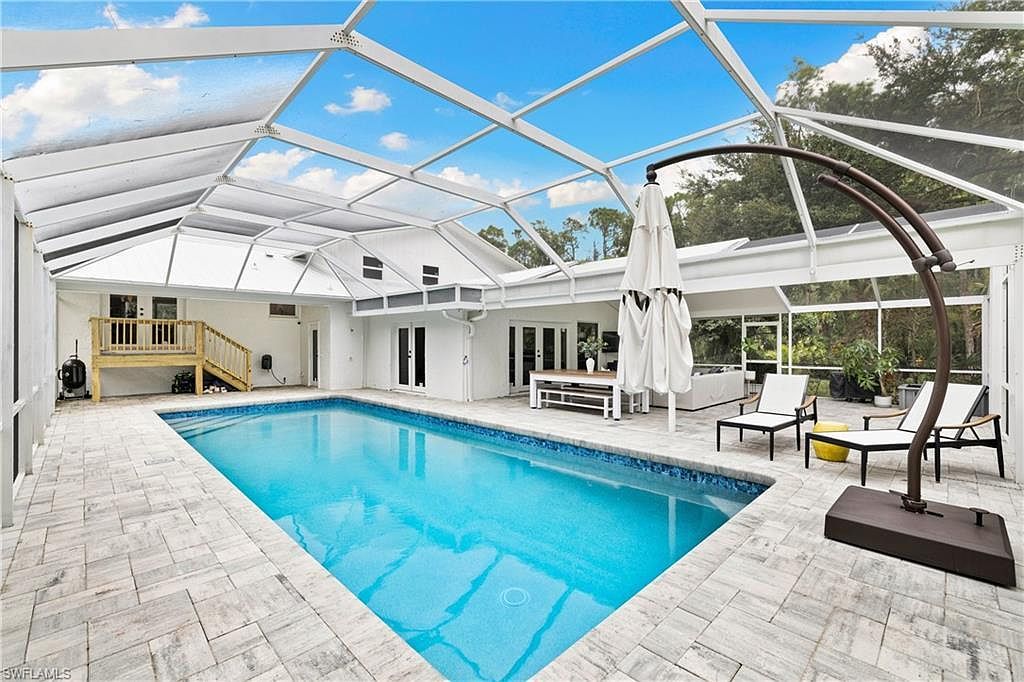 2720 68th St SW Naples, FL 34105 - Thumbnail 4