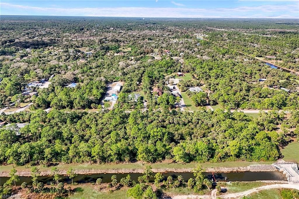 22nd St NE Naples, FL 34120 - Thumbnail 4