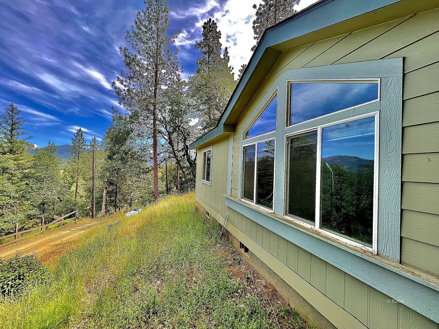 2016 Morgan Hill Rd Hayfork, CA 96041 - Thumbnail 4