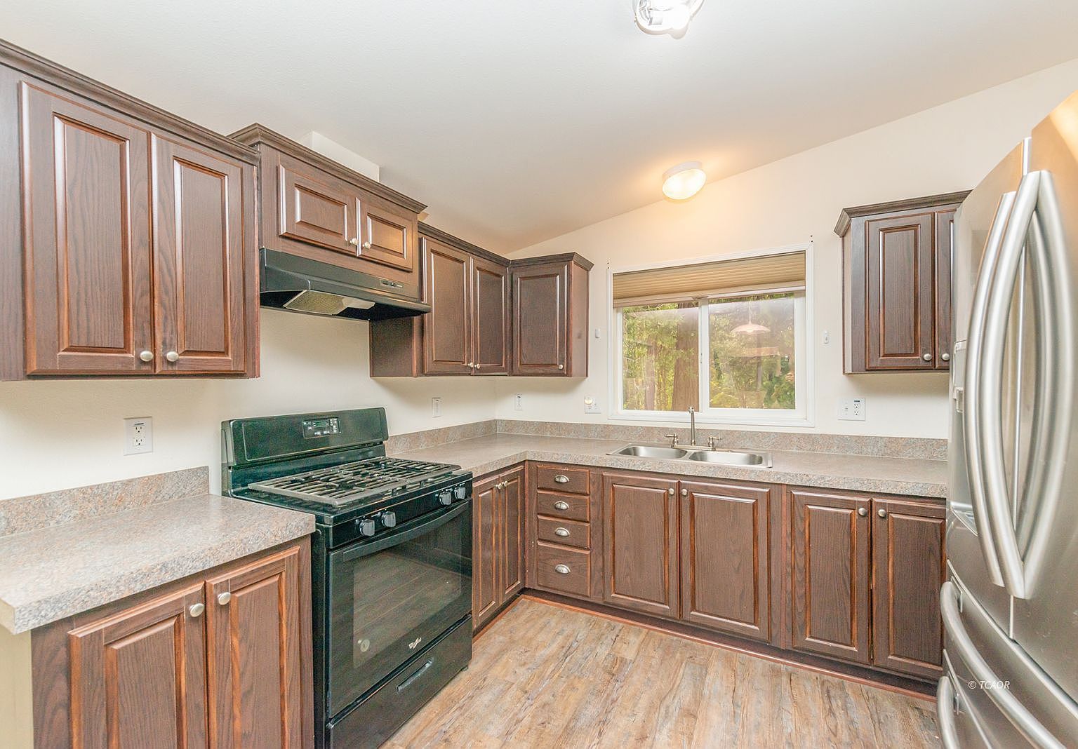 1260 E Weaver Creek Rd Lewiston, CA 96093 - Thumbnail 4