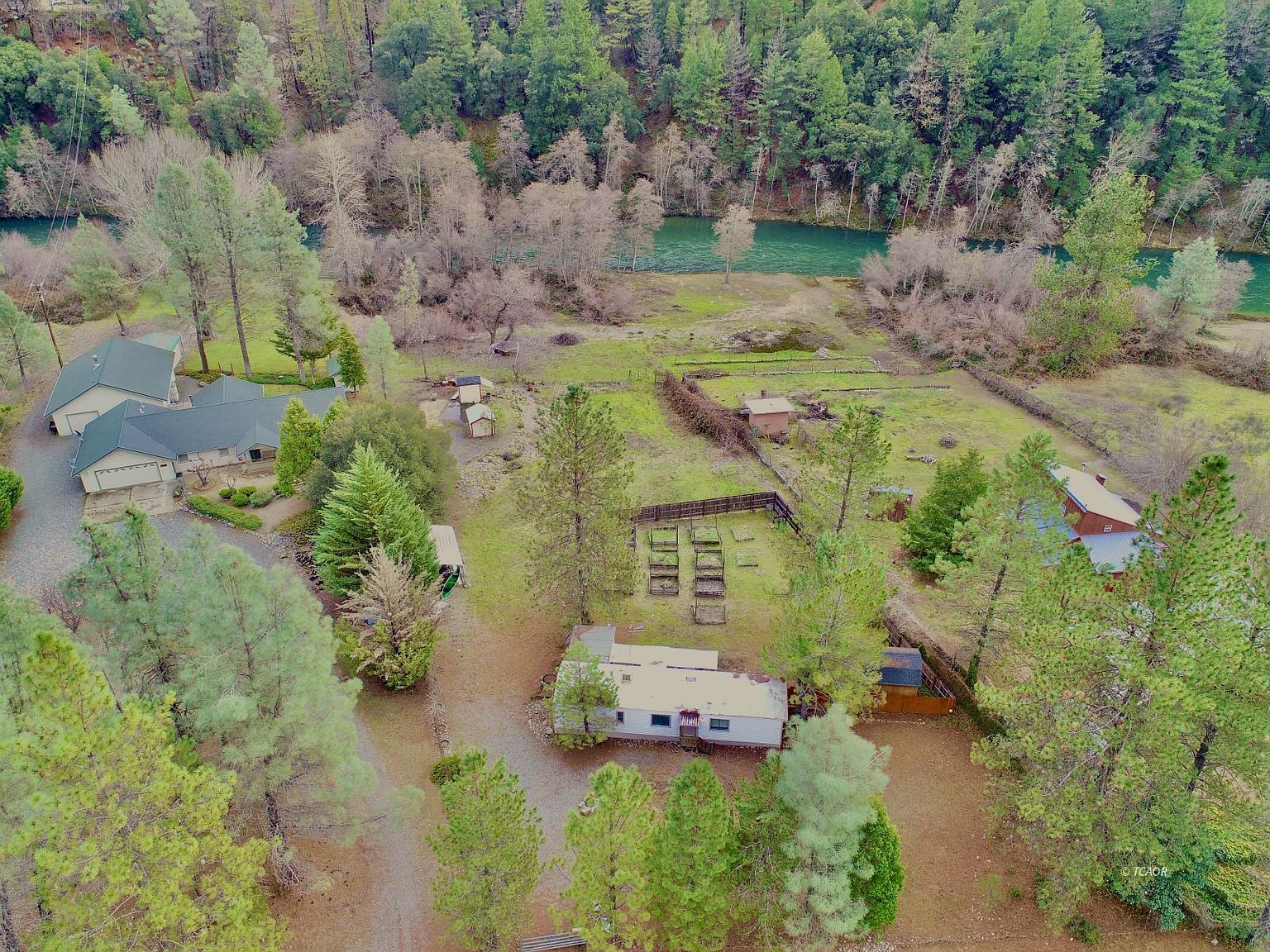 540 Reo Ln Douglas City, CA 96024 - Thumbnail 4