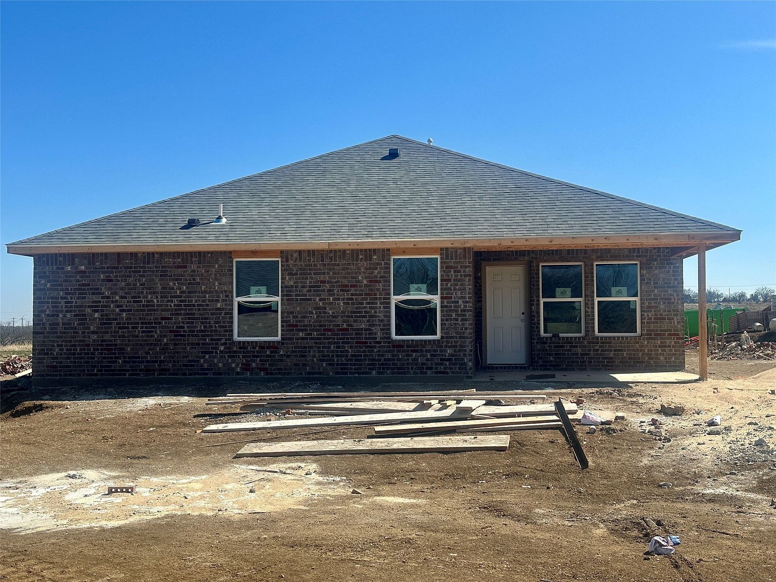 917 E 3rd St Coleman, TX 76834 - Thumbnail 4