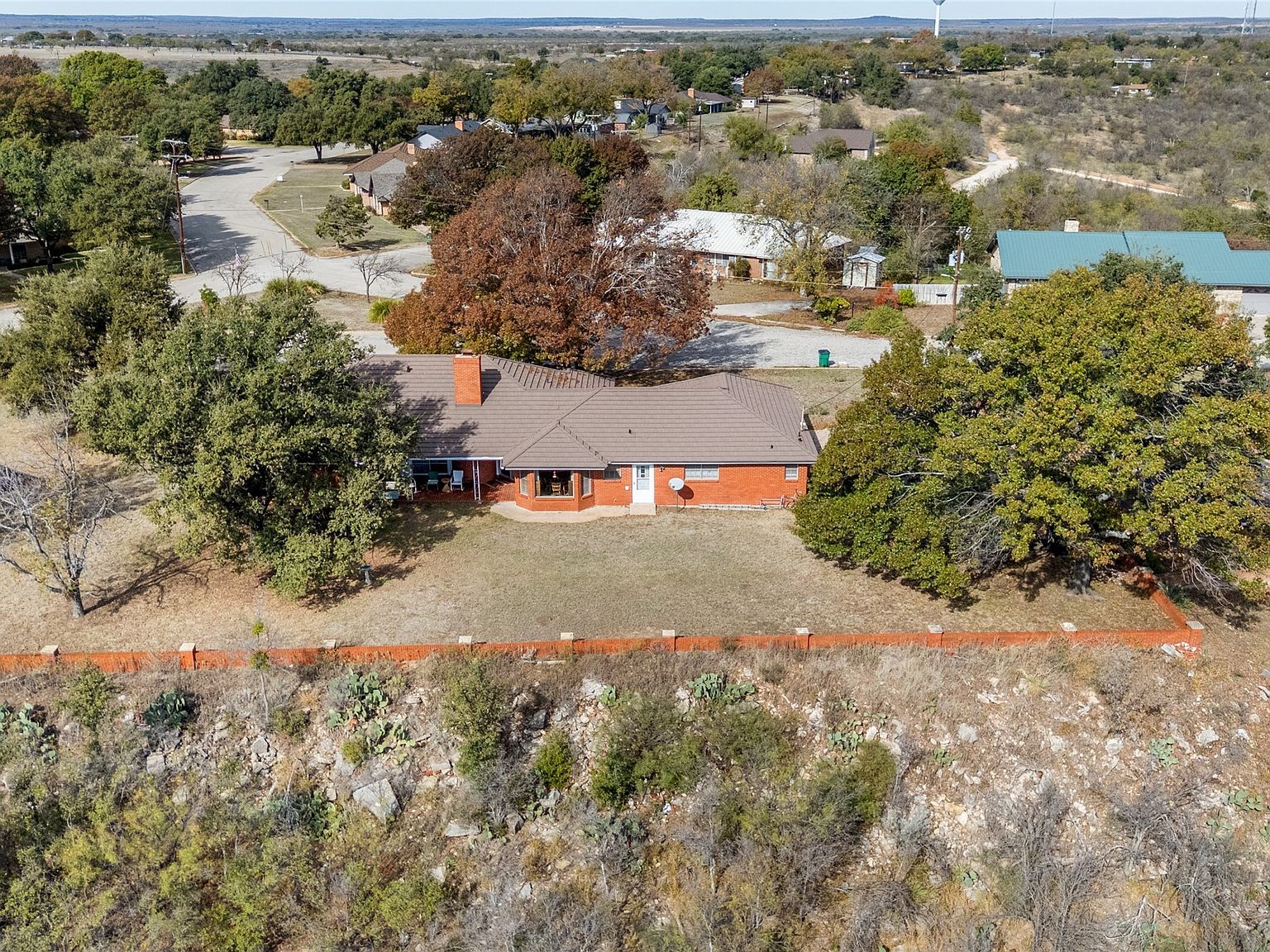 1111 Hillcrest St Coleman, TX 76834 - Thumbnail 4