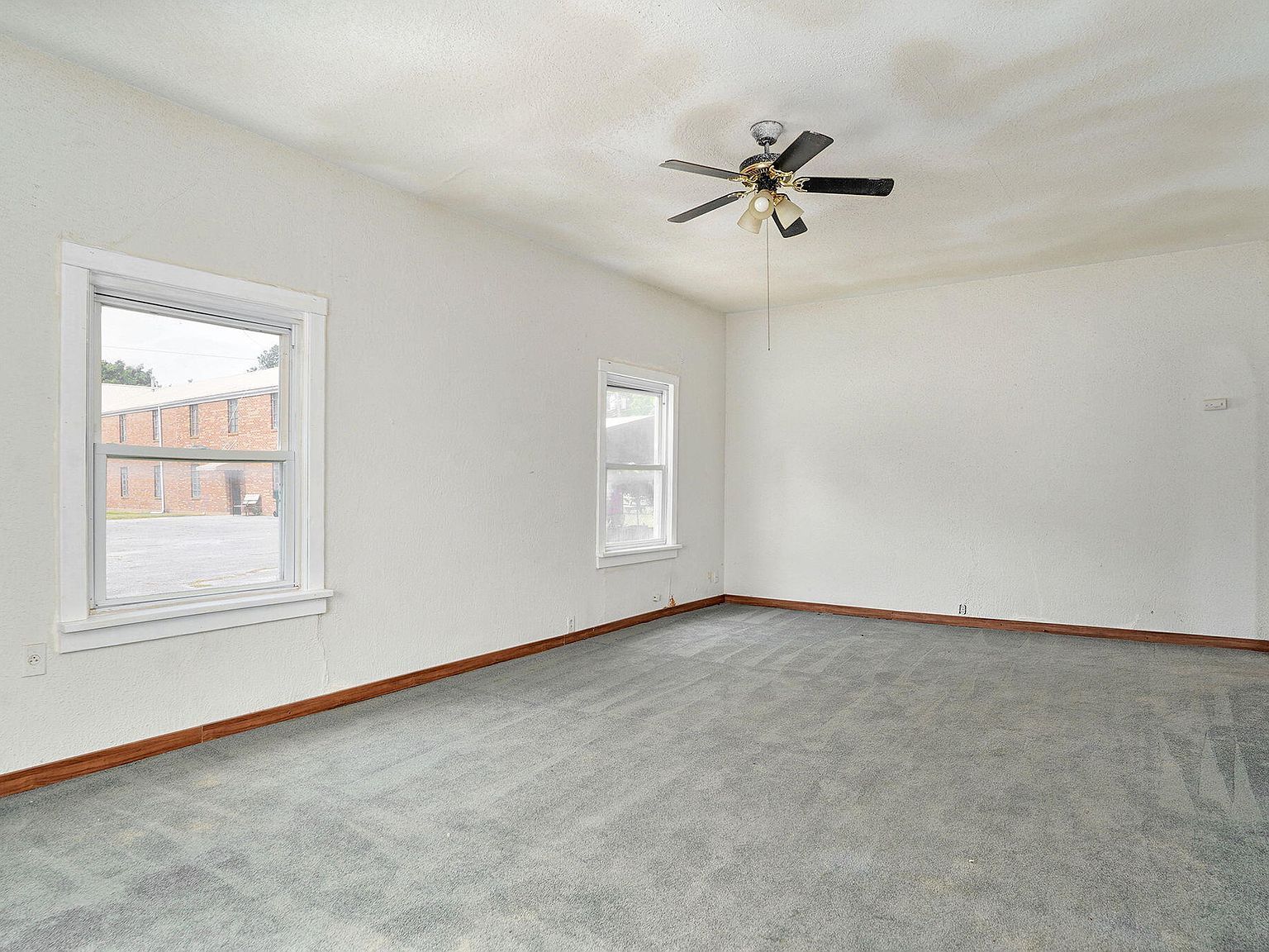 104 W 5th St Lockwood, MO 65682 - Thumbnail 4